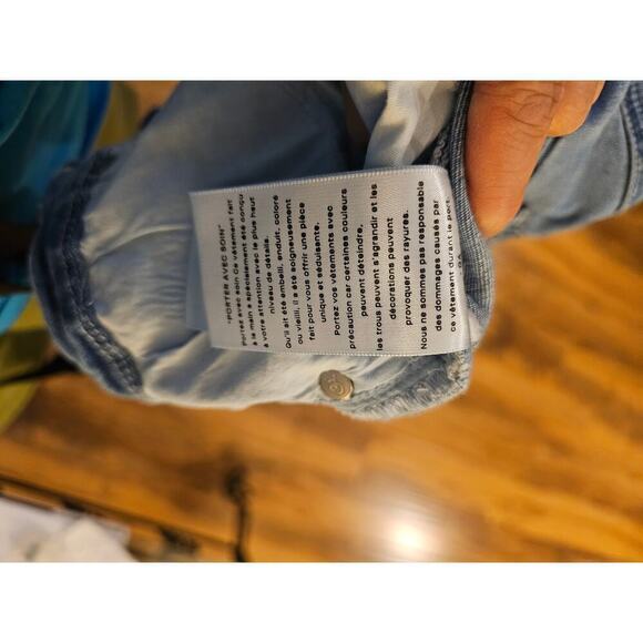 Good American 8/29 Raw Hems Classic Boot Cut jeans. Cotton Elastic blend.  Comfy - Picture 8 of 15